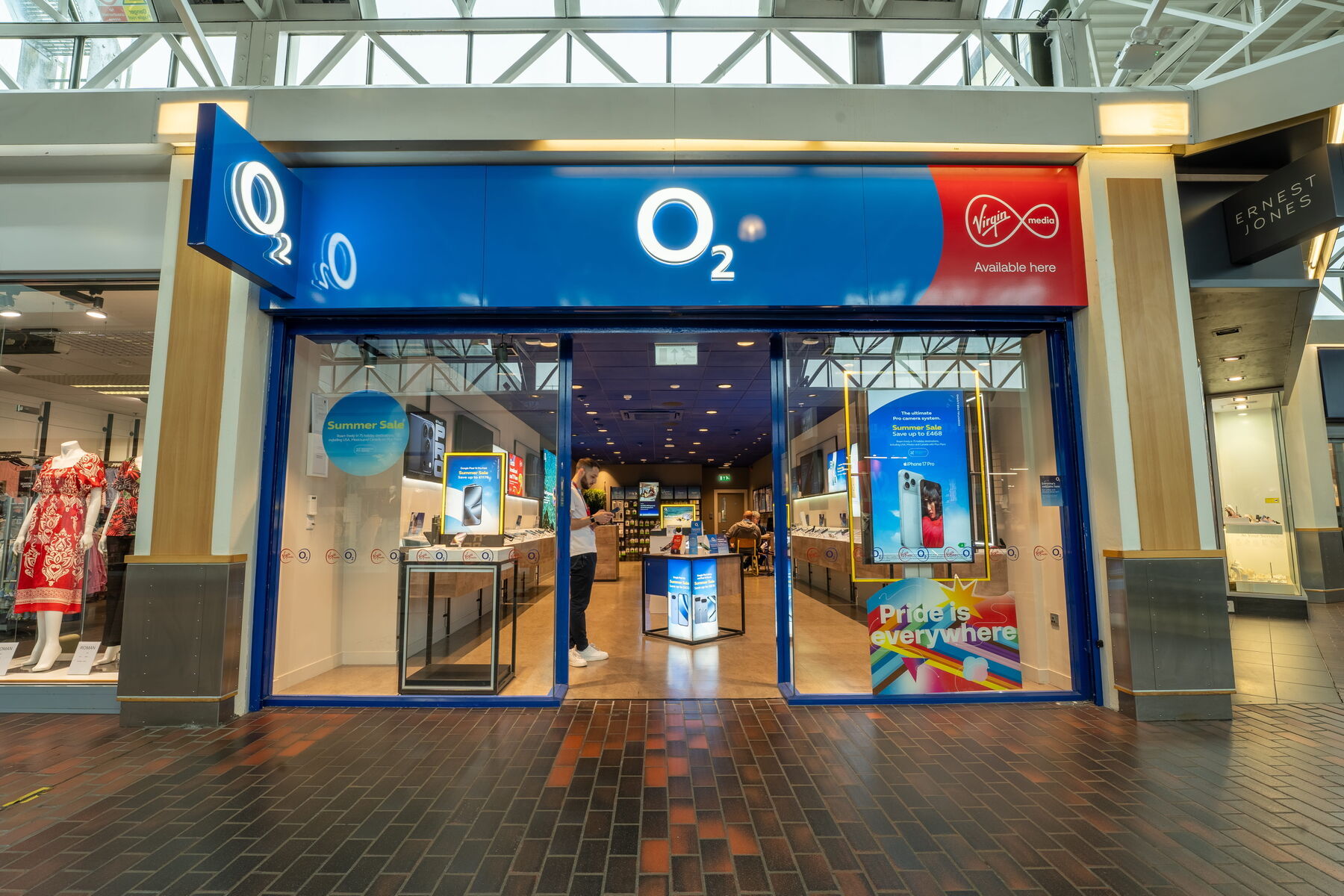 O2 in Hempstead Valley Shopping Centre.